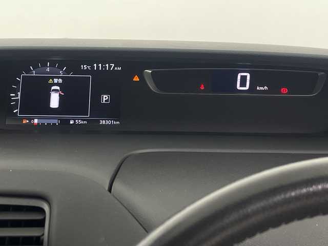 日産 セレナ ハイウェイスター 埼玉県 2017(平29)年 3.9万km ブリリアントシルバー 純正9インチナビ/全方位カメラ/フルセグテレビ/ビルトインETC/パーキングアシスト/両側パワースライドドア/クルーズコントロール/衝突被害軽減ブレーキ/クリアランスソナー/オートLEDライト/フォグランプ/プッシュスタート/アイドリングストップ/ロールサンシェード/純正フロアマット/純正16インチアルミホイール