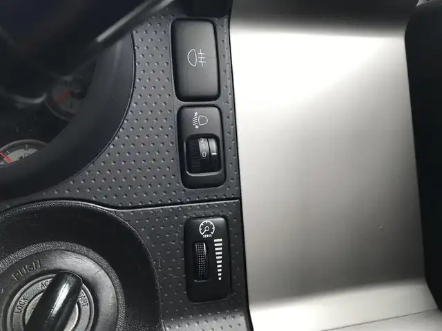 トヨタ ＦＪクルーザー 富山県 2017(平29)年 9.3万km ホワイト 4WD/純正ナビ/フルセグTV/Bluetooth/バックカメラ/コーナーセンサー/横滑り防止装置/リモコンキー/スペアキー１本/ステアリングスイッチ/ヘッドライトレベライザー/ETC