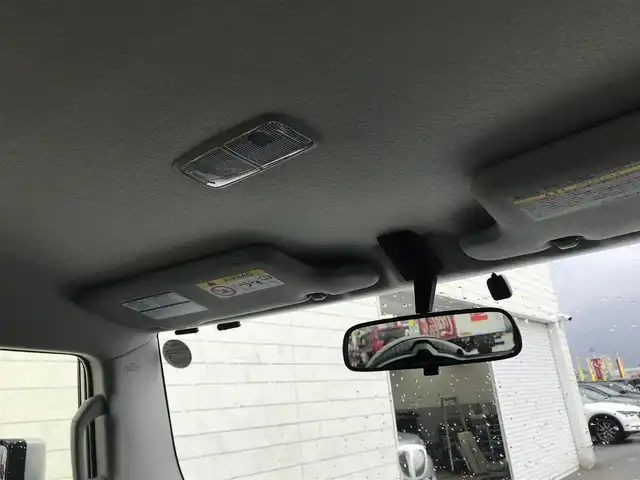 トヨタ ＦＪクルーザー 富山県 2017(平29)年 9.3万km ホワイト 4WD/純正ナビ/フルセグTV/Bluetooth/バックカメラ/コーナーセンサー/横滑り防止装置/リモコンキー/スペアキー１本/ステアリングスイッチ/ヘッドライトレベライザー/ETC