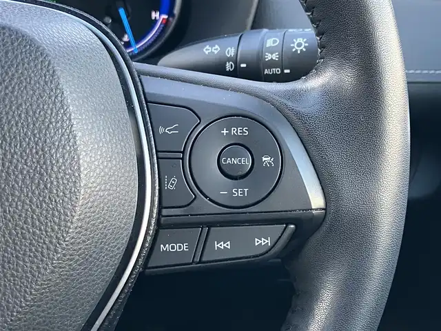 トヨタ ＲＡＶ４ ハイブリッドG 道南・函館 2019(令1)年 5.1万km ホワイトパールクリスタルシャイン /純正SDナビ//フルセグTV//バックカメラ//ドライブレコーダー//ETC2.0//パノラマムーンルーフ//パワーバックドア//前席シートヒーター//運転席パワーシート//ステアリングヒーター//ワイパーデアイサー//プリクラッシュセーフティ//レーダークルーズコントロール//レーンディパーチャーアラート//クリアランスソナー//オートマチックハイビーム//LEDヘッドライト//オートライト//スマートキー//エンジンプッシュスタート//寒冷地仕様//ワンオーナー