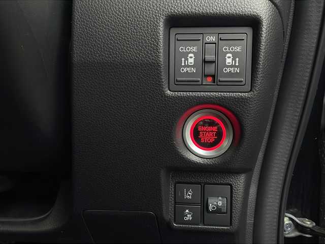 ホンダ Ｎ ＢＯＸ カスタム L ターボ 栃木県 2023(令5)年 1.7万km ミッドナイトブルービームM 純正ナビ/（BT/CD/AM/FM）/バックカメラ/両側パワースライドドア/ホンダセンシング/衝突軽減システム/車線逸脱抑制機能/横滑り防止/クリアランナソー/レーダークルーズコントロール/先行車発進お知らせ/標識認識機能/ETC/ドライブレコーダー/前席シートヒーター/シーケンシャルウインカー/純正アルミホイール/プッシュスタート/スマートキー