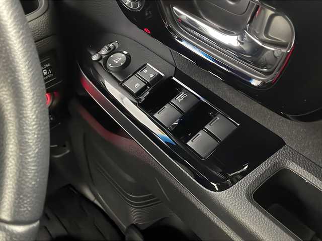 ホンダ Ｎ ＢＯＸ カスタム L ターボ 栃木県 2023(令5)年 1.7万km ミッドナイトブルービームM 純正ナビ/（BT/CD/AM/FM）/バックカメラ/両側パワースライドドア/ホンダセンシング/衝突軽減システム/車線逸脱抑制機能/横滑り防止/クリアランナソー/レーダークルーズコントロール/先行車発進お知らせ/標識認識機能/ETC/ドライブレコーダー/前席シートヒーター/シーケンシャルウインカー/純正アルミホイール/プッシュスタート/スマートキー