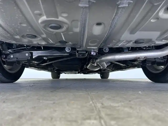 トヨタ アルファード Z 千葉県 2025(令7)年 0.4万km ブラック 禁煙車/ワンオーナー/トヨタセーフティセンス/・プリクラッシュセーフティ/・プリクラッシュセーフティブレーキ/・クリアランスソナー/・レーンディパーチャーアラート/・ブラインドスポットモニター/・ヘッドアップディスプレイ/・レーダークルーズコントロール/左右独立ツインガラスルーフ/純正１３型フリップダウンモニター/両側パワースライドドア/パワーバックドア/ユニバーサルステップ/純正14インチディスプレイオーディオナビ（あり）/・USB/Bluetooth/フルセグTV/・全方位カメラ/・ビルトインETC2.0/革巻きステアリング/・ステアリングスイッチ/・ステアリングヒーター/レザーシート/・DNセカンドパワーシート/・D席メモリ付き/・DNセカンドシートヒーター/・DNセカンドエアーシート/MT付きAT/置くだけ充電/社外フロアマット/純正１８インチAW/オートライト/・オートマチックハイビーム/・三眼LEDヘッドライト/・LEDフォグランプ