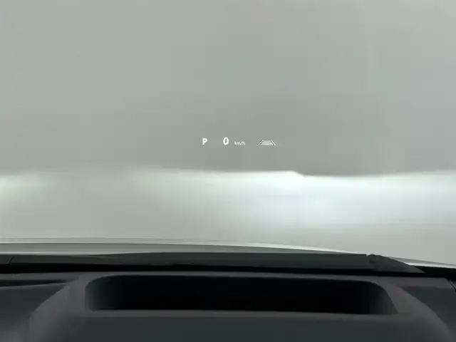 トヨタ アルファード Z 千葉県 2025(令7)年 0.4万km ブラック 禁煙車/ワンオーナー/トヨタセーフティセンス/・プリクラッシュセーフティ/・プリクラッシュセーフティブレーキ/・クリアランスソナー/・レーンディパーチャーアラート/・ブラインドスポットモニター/・ヘッドアップディスプレイ/・レーダークルーズコントロール/左右独立ツインガラスルーフ/純正１３型フリップダウンモニター/両側パワースライドドア/パワーバックドア/ユニバーサルステップ/純正14インチディスプレイオーディオナビ（あり）/・USB/Bluetooth/フルセグTV/・全方位カメラ/・ビルトインETC2.0/革巻きステアリング/・ステアリングスイッチ/・ステアリングヒーター/レザーシート/・DNセカンドパワーシート/・D席メモリ付き/・DNセカンドシートヒーター/・DNセカンドエアーシート/MT付きAT/置くだけ充電/社外フロアマット/純正１８インチAW/オートライト/・オートマチックハイビーム/・三眼LEDヘッドライト/・LEDフォグランプ