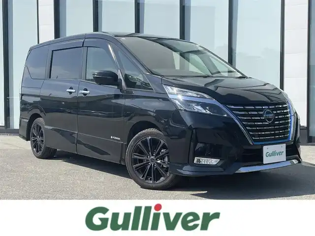 日産 セレナ e－パワー ハイウェイスター V 大阪府 2021(令3)年 2.4万km 黒 インテリジェントルームミラー/アラウンドビューモニター/プロパイロット/エマージェンシーブレーキ/ブラインドスポットモニター/ドライブレコーダー/ETC/純正ナビ/両側パワースライドドア/フルセグTV/プッシュスタート/電動格納ミラー