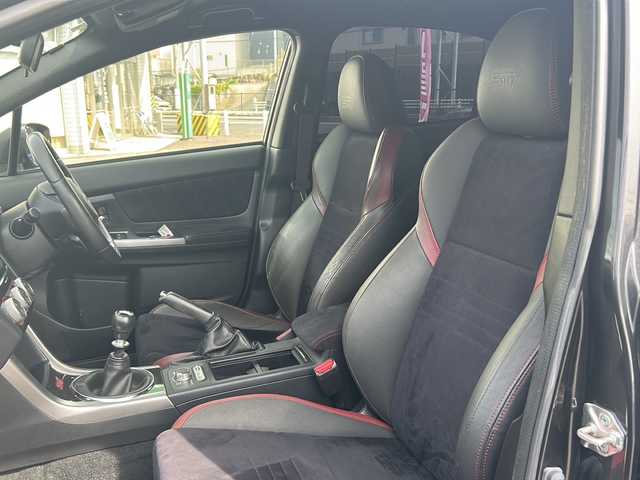 スバル ＷＲＸ ＳＴＩ STI 愛知県 2014(平26)年 10.7万km ダークグレーメタリック /禁煙車//純正ナビ・フルセグTV/　(CN-LR700D)//ETC/バックカメラ//STiフロントリップ//STiマフラー//プッシュスタート//ステアスイッチ//社外１７インチアルミ//LEDオートライト//黒合皮ハーフレザーシート//ステアリングスイッチ//純正フロアマット//新車保証書//取扱説明書//スペアキー