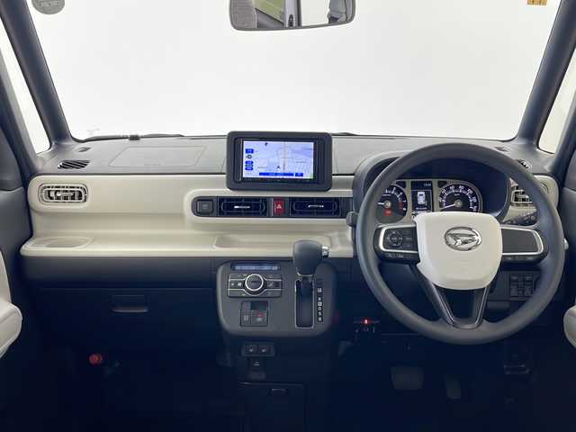 ダイハツ ムーヴ キャンバス ストライプス G 秋田県 2023(令5)年 0.8万km シャイニングホワイトパール/ファインミントメタリック 社外ナビ(FM AM BT)/バックカメラ/両側パワースライドドア/横滑り防止システム/ETC/衝突軽減システム/前席シートヒーター/コーナーセンサー/USBジャック/LEDヘッドライト/LEDフォグランプ/スマートキー/スペアキー/プッシュスタート/ステアリングリモコン/電動格納ミラー/アイドリングストップ/純正フロアマット
