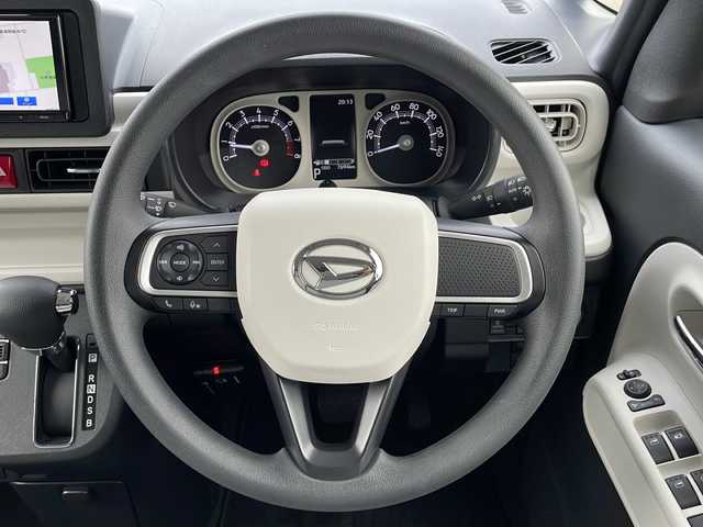 ダイハツ ムーヴ キャンバス ストライプス G 道東・釧路十勝 2023(令5)年 0.8万km シャイニングホワイトパール/ファインミントメタリック ・４WD/・社外メモリナビ(ラジオ BT)/・バックカメラ/・両側パワースライドドア/・衝突被害軽減ブレーキ/・横滑り防止装置/・ETC/・前席シートヒーター/・コーナーセンサー/・LEDヘッドライト/・LEDフォグランプ/・スマートキー/・プッシュスタート/・ステアリングリモコン/・電動格納ミラー/・アイドリングストップ/・純正フロアマット