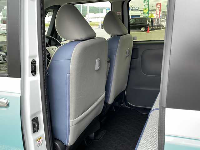 ダイハツ ムーヴ キャンバス ストライプス G 道東・釧路十勝 2023(令5)年 0.8万km シャイニングホワイトパール/ファインミントメタリック ・４WD/・社外メモリナビ(ラジオ BT)/・バックカメラ/・両側パワースライドドア/・衝突被害軽減ブレーキ/・横滑り防止装置/・ETC/・前席シートヒーター/・コーナーセンサー/・LEDヘッドライト/・LEDフォグランプ/・スマートキー/・プッシュスタート/・ステアリングリモコン/・電動格納ミラー/・アイドリングストップ/・純正フロアマット