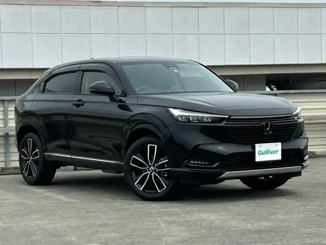 ホンダ ヴェゼル ハイブリッド e:HEV Z 静岡県 2022(令4)年 1.2万km クリスタルブラックパール ホンダセンシング/純正９型ナビ/フルセグ/ＥＴＣ/ＤＶＤ再生/ＢＳＭ/ハンドル＆シートヒーター/電動リアゲート/後退出庫サポート/コンビシート/置型充電/ＬＥＤヘッド/純正フロアマット/純正１８ＡＷ