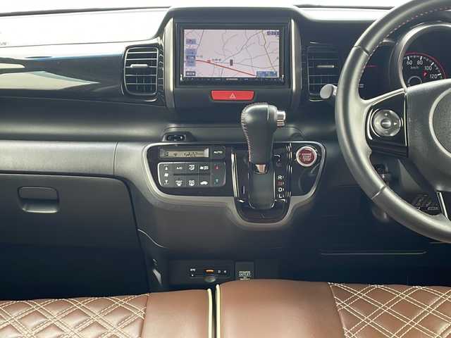 ホンダ Ｎ ＢＯＸ カスタム G Lパッケージ 静岡県 2016(平28)年 5.8万km ミラノレッド ワンオーナー/社外メモリーナビ＆ワンセグＴＶ/（ＤＶＤ＆ＣＤ＆ＢＴ）/バックカメラ/ビルトインＥＴＣ/前方ドライブレコーダー/左側パワースライドドア/革調シートカバー/革巻きステアリング/ステアリングリモコン/アイドリングストップ/純正エアロ/純正１４inアルミホイール/オートライト/ＨＩＤライト/フォグランプ/電動格納ミラー/スマートキー/プッシュスタート/Ｗエアバッグ/横滑り防止装置/ＡＢＳ/ドアバイザー/フロアマット/新車保証書/取扱説明書/スマートスペアキー有