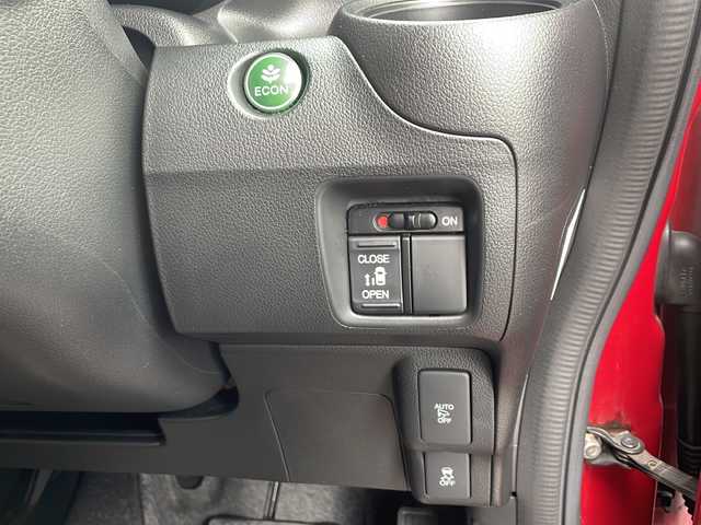 ホンダ Ｎ ＢＯＸ カスタム G Lパッケージ 静岡県 2016(平28)年 5.8万km ミラノレッド ワンオーナー/社外メモリーナビ＆ワンセグＴＶ/（ＤＶＤ＆ＣＤ＆ＢＴ）/バックカメラ/ビルトインＥＴＣ/前方ドライブレコーダー/左側パワースライドドア/革調シートカバー/革巻きステアリング/ステアリングリモコン/アイドリングストップ/純正エアロ/純正１４inアルミホイール/オートライト/ＨＩＤライト/フォグランプ/電動格納ミラー/スマートキー/プッシュスタート/Ｗエアバッグ/横滑り防止装置/ＡＢＳ/ドアバイザー/フロアマット/新車保証書/取扱説明書/スマートスペアキー有