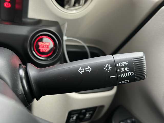 ホンダ Ｎ ＢＯＸ ファッションスタイル 千葉県 2023(令5)年 0.9万km 黄 4WD 8型ナビ フルセグ BT USB タイプC 両側パワースライドドア 2.0ETC シートヒータ ドラレコ  マット LEDライト オートライト ソナー ホワイトミラー ホワイトアウターハンドル