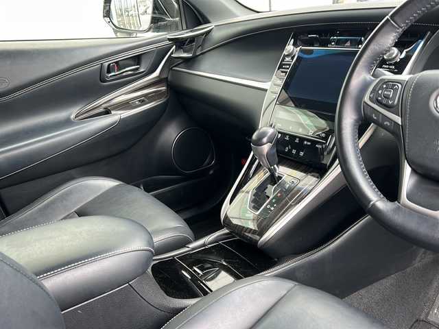 トヨタ ハリアー エレガンス 山形県 2016(平28)年 9.2万km ブラック ４WD/純正SDナビ/(CD/AM/FM/TV/SD/USB/BT/AUX)/バックカメラ/ETC/LEDヘッドライト/フォグランプ/純正フロアマット/パワーシート（D席）/純正AW　R１７/ハーフレザーシート/オートライト/アイドリングストップ/電動格納ミラー