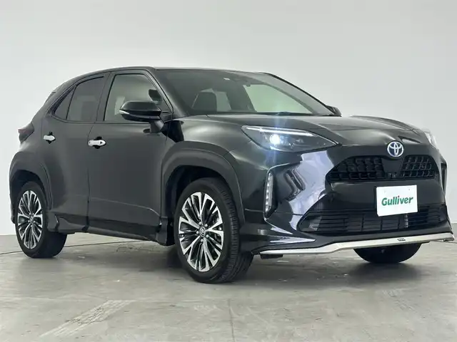 トヨタ ヤリスクロス ハイブリッド Z 愛知県 2023(令5)年 3万km ブラックマイカ モデリスタフルエアロ　/純正8インチディスプレイオーディオ　/全方位バックカメラ　/ハーフレザーシート　/前席シートヒーター　/D席パワーシート　/電動リアゲート　/前後ドラレコ　/ビルトインＥＴＣ　/トヨタセーフティセンス/・ヘッドアップディスプレイ/・アダクティブクルーズコントロール/・レーントレーシングアシスト/・プリクラッシュセーフティ/・ブラインドスポットモニター/・クリアランスソナー/・リアクロストラフィックアラート/・パーキングサポートブレーキ/・ロードサインアシスト/純正１８インチAW/純正LEDヘッドライト/純正フロアマット/PWRモード/エコモード/EVモード/オートマチックハイビーム