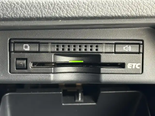 トヨタ ヴォクシー ZS 煌Z 福岡県 2013(平25)年 8.6万km ボルドーマイカメタリック 純正９型ナビ（フルセグＴＶ）　/バックカメラ　/ビルトインＥＴＣ　/３６０°ドライブレコーダー　/パドルシフト　/両側電動スライドドア　/ハーフレザー　/プッシュスタート　/電動格納式ドアミラー　/純正１６インチＡＷ