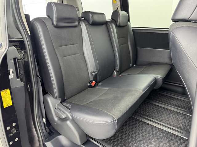トヨタ ヴォクシー ZS 煌Z 福岡県 2013(平25)年 8.6万km ボルドーマイカメタリック 純正９型ナビ（フルセグＴＶ）　/バックカメラ　/ビルトインＥＴＣ　/３６０°ドライブレコーダー　/パドルシフト　/両側電動スライドドア　/ハーフレザー　/プッシュスタート　/電動格納式ドアミラー　/純正１６インチＡＷ