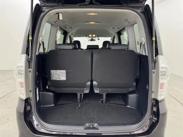 トヨタ ヴォクシー ZS 煌Z 福岡県 2013(平25)年 8.6万km ボルドーマイカメタリック 純正９型ナビ（フルセグＴＶ）　/バックカメラ　/ビルトインＥＴＣ　/３６０°ドライブレコーダー　/パドルシフト　/両側電動スライドドア　/ハーフレザー　/プッシュスタート　/電動格納式ドアミラー　/純正１６インチＡＷ