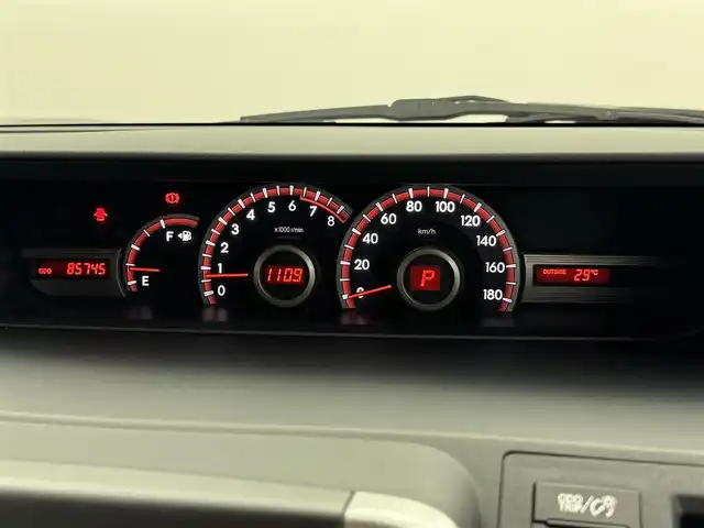 トヨタ ヴォクシー ZS 煌Z 福岡県 2013(平25)年 8.6万km ボルドーマイカメタリック 純正９型ナビ（フルセグＴＶ）　/バックカメラ　/ビルトインＥＴＣ　/３６０°ドライブレコーダー　/パドルシフト　/両側電動スライドドア　/ハーフレザー　/プッシュスタート　/電動格納式ドアミラー　/純正１６インチＡＷ