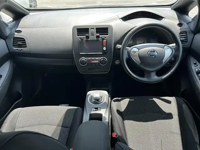 日産 リーフ S 茨城県 2016(平28)年 10万km ダークメタルグレー 純正ナビ/フルセグ再生可/ステアリングヒーター/純正ビルトインETC