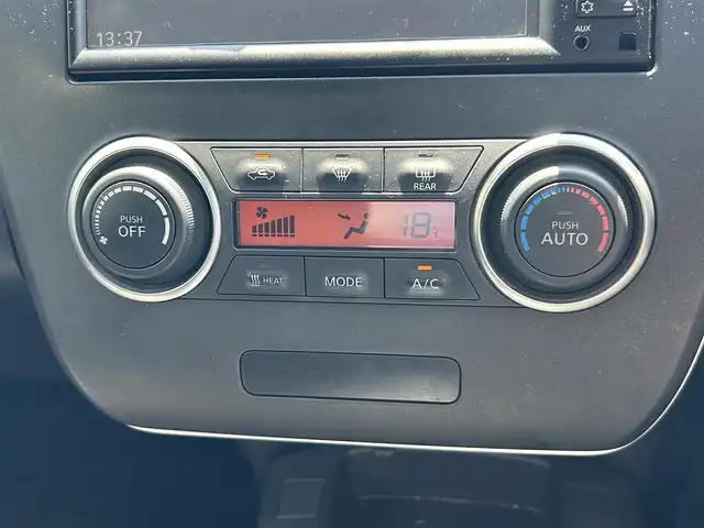 日産 リーフ S 茨城県 2016(平28)年 10万km ダークメタルグレー 純正ナビ/フルセグ再生可/ステアリングヒーター/純正ビルトインETC