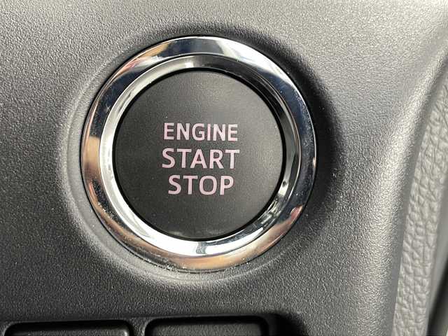 トヨタ エスクァイア Gi プレミアムパッケージ ブラックテーラード 長野県 2019(令1)年 4.9万km ホワイトパールクリスタルシャイン アルパイン11型ナビ/（フルセグ/Bluetooth/CD/DVD/USB/HDMI)/バックカメラ/ETC/両側電動スライドドア/前席シートヒーター/ステアリングヒーター/衝突軽減ブレーキ/車線逸脱防止/クルーズコントロール/前後コーナーセンサー/LEDヘッドライト/ピアノ調ステアリング/ステアリングスイッチ/後席サンシェード/後席ドリンクホルダー/スマートキー
