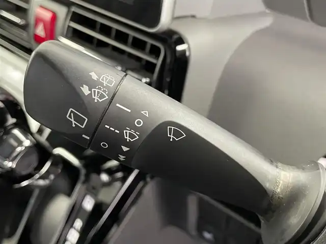 ダイハツ タント カスタム RS 大分県 2019(令1)年 10万km ブラックマイカメタリック/シャイニングホワイトパール ワンオーナー/ターボ車/スマートアシスト/・衝突回避支援ブレーキ機能/・衝突警報機能/・ブレーキ制御付誤発進抑制機能/・車線逸脱抑制制御機能/・車線逸脱警報機能/・路側逸脱警報機能/・ふらつき警報/・先行車発進お知らせ機能/・標識認識機能/・ADB（アダプティブドライビングビーム）/・サイドビューランプ/純正9型ナビ　型式：NSZN-Y69DS/【フルセグTV、DVD再生可、BT対応、USB】/ステアリングスイッチ/バックカメラ/両側電動スライドドア/・ワンタッチオープン機能/・ウェルカムオープン機能/・タッチ&ゴーロック機能/ナビ連動ドライブレコーダー/ビルトインETC/アイドリングストップ/横滑り防止装置/電動格納ミラー/純正フロアマット/オートライト/LEDヘッドライト/LEDフォグ/純正15インチアルミホイール/保証書、取説、スペアキー有り