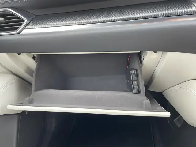 マツダ ＣＸ－８ XD エクスクルーシブモード 千葉県 2021(令3)年 2.6万km スノーフレイクホワイトパールマイカ サンルーフ/白レザーシート/360°カメラ/BOSEプレミアムサウンド/純正マツダコネクトナビ/・Bluetooth/フルセグTV/前席パワーシート/1列目2列目シートヒーター/1列目2列目シートベンチレーション/パワーバックドア/レーンキープアシスト/アダプティブクルーズコントロール/ブラインドスポットモニター/スマートキー/前後コーナーセンサー/ヘッドアップディスプレイ/パドルシフト/純正19インチアルミホイール/置くだけ充電/純正アダプティブLEDヘッドライト/フォグランプ/本革巻ステアリング/ETC/サイド＆カーテンエアバッグ