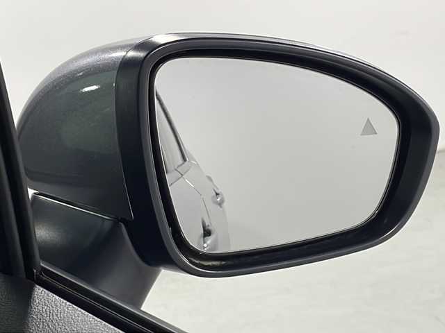 日産 ノート X 広島県 2023(令5)年 0.3万km ダークメタルグレー 純正9型ナビ/インテリジェントアラウンドビューモニター/インテリジェントルームミラー/エマージェンシーブレーキ/車線逸脱警報/車線逸脱抑制/ハイビームアシスト/ブラインドスポットモニター/フロント/バックソナー/誤発進抑制機能/ETC2.0/ドライブレコーダー/USB/HDMI入力端子