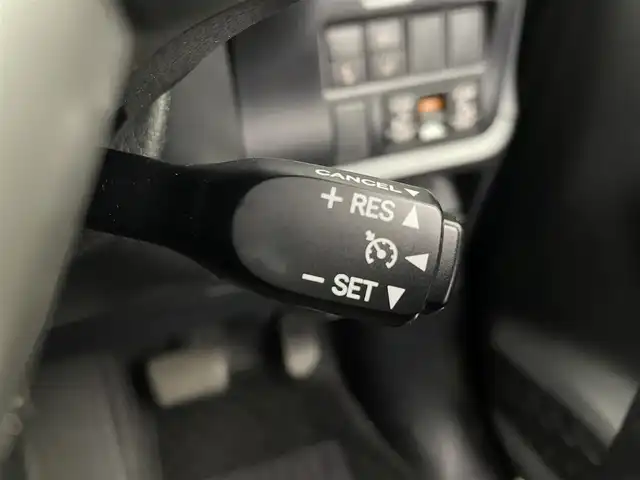 トヨタ ヴォクシー ZS 煌Ⅲ 宮城県 2021(令3)年 5.9万km ブラック アルパイン11型ナビ /フリップダウンモニター /両側パワースライドドア /クルーズコントロール /プリクラッシュセーフティ /レーンディパーチャーアラート/クリアランスソナー /オートマチックハイビーム /ETC /バックモニター /前後ドラレコ /充電用USBポート/フルセグTV/CD/DVD/Bluetooth/Wゾーン/後席エアコン/純正16インチAW/スタッドレスタイヤセット車載/禁煙車
