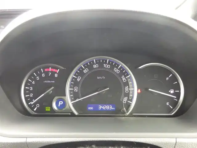 トヨタ エスクァイア Gi 千葉県 2015(平27)年 3.5万km ブラック 両側パワースライドドア/純正SDナビ/ワンセグTV/【DVD/CD再生機能　Bluetooth接続】/バックカメラ/フリップダウンモニター/革巻きステアリング/ドライブレコーダー（前後撮影）/ETC/LEDヘッドライト/フォグライト/ウインカーミラー/純正15インチアルミホイル/スマートキー