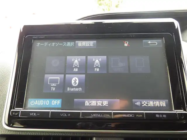 トヨタ エスクァイア Gi 千葉県 2015(平27)年 3.5万km ブラック 両側パワースライドドア/純正SDナビ/ワンセグTV/【DVD/CD再生機能　Bluetooth接続】/バックカメラ/フリップダウンモニター/革巻きステアリング/ドライブレコーダー（前後撮影）/ETC/LEDヘッドライト/フォグライト/ウインカーミラー/純正15インチアルミホイル/スマートキー