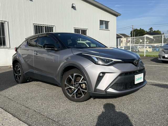 トヨタ Ｃ－ＨＲ G－T 富山県 2019(令1)年 9.5万km ブラック/メタルストリームM スマートキー/パノラミックビューモニター/ハーフレザーシート/メーカーオプションナビ/BT/フルセグTV/AppleCarPlay/LEDヘッドライト/フォグ/衝突安全ブレーキ/レーンキープ/オートハイビーム/プッシュスタート/前後ドラレコ/オートリトラミラー/ステアリングスイッチ/ドアミラーヒーター/電格ウィンカーミラー/リアスポイラー/純正１８インチAW/オートライト/保証書・取説
