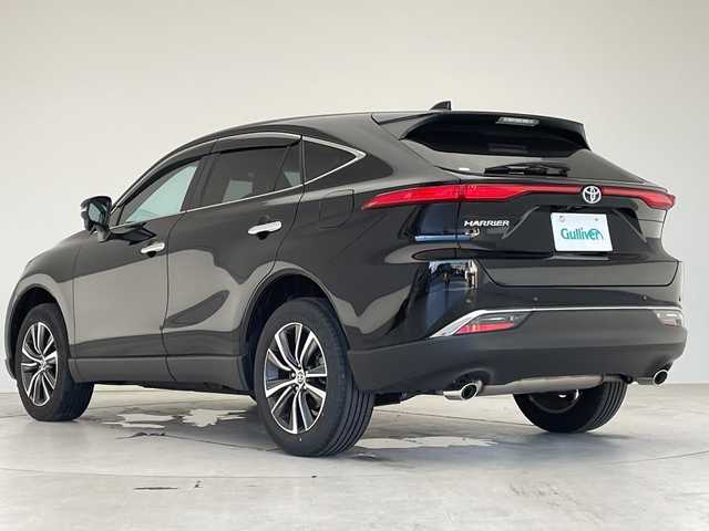 トヨタ ハリアー G 愛知県 2024(令6)年 1万km ブラック 純正8型ディズプレイオーディオナビ/レーダークルーズコントロール/バックカメラ/電動リアゲート/パワーシート/コーナーセンサー/ETC/純正アルミホイール/LEDヘッドライト/インテリジェントミラー/オートマチックハイビーム/フルセグ/Bluetooth/衝突軽減システム/ステアリングスイッチ/スマートキー/プッシュスタート