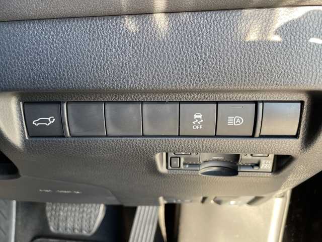 トヨタ ハリアー G 愛知県 2024(令6)年 1万km ブラック 純正8型ディズプレイオーディオナビ/レーダークルーズコントロール/バックカメラ/電動リアゲート/パワーシート/コーナーセンサー/ETC/純正アルミホイール/LEDヘッドライト/インテリジェントミラー/オートマチックハイビーム/フルセグ/Bluetooth/衝突軽減システム/ステアリングスイッチ/スマートキー/プッシュスタート