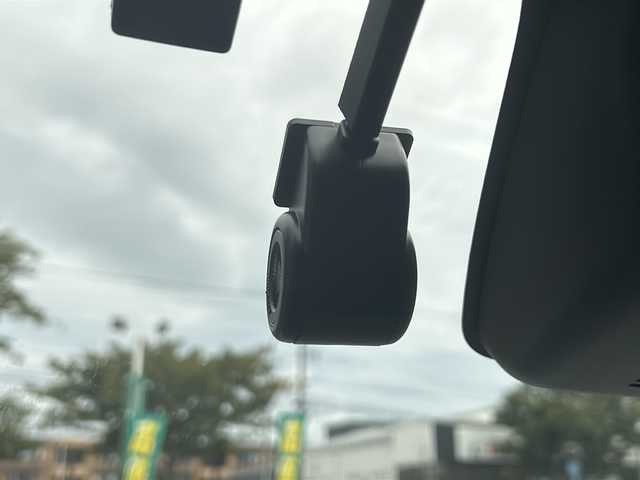 ダイハツ ロッキー プレミアム 鳥取県 2020(令2)年 4.7万km ブラックマイカメタリック/シャイニングホワイトパール HDDナビ/フルセグテレビ/AM/FM、CD/DVD/iPod、Bluetooth/USB、HDMI/バックカメラ/アイドリングストップ/クルーズコントロール/ドアバイザー/プッシュスタート/ETC/ドライブレコーダー/ABS/Wエアバッグ/サイドエアバッグ