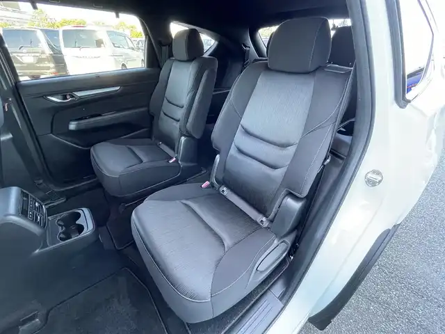 マツダ ＣＸ－８ 25S スマートエディション 道央・札幌 2023(令5)年 2.2万km ロジウムホワイトプレミアムメタリック ４WD/純正メーカーナビ/AM/FM/BT/フルセグ/衝突被害軽減ブレーキ/横滑り防止装置/レーダークルーズコントロール/オフロードトランクションコントロールシステム/レーンキープアシスト/クリアランスソナー/ブラインドスポットモニター/全方位カメラ/ETC/ドライブレコーダー/アイドリングストップ/パワーバックドア/D席パワーシート/D席メモリーシート/前席シートヒーター/ハンドルヒーター/革巻きステアリング/ステアリングリモコン/置くだけ充電/電動パーキング/オートブレーキホールド/プッシュスタート/スマートキー/LEDヘッドライト/オートライト/オートハイビーム/電動格納ミラー/ウィンカーミラー/純正フロアマット/スペアキー/純正AW付冬タイヤ積込/225/65/R17/2020年/山6mm