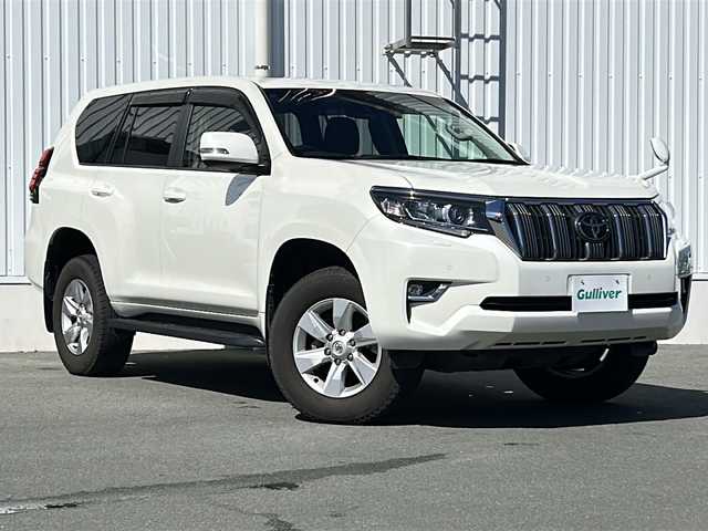 トヨタ ランドクルーザー プラド TX Lパッケージ 三重県 2019(令1)年 2.4万km ホワイトパールクリスタルシャイン ALPINE9型ナビ /ALPINE後席モニター /サンルーフ /バックカメラ /黒革シート/前方ドライブレコーダー/前席パワーシート /前席エアーシート /電動格納サードシート/ビルトインETC /コーナーセンサー /レーダークルーズコントロール/レーンキープアシスト/衝突軽減ブレーキ/スペアキー/LEDヘッドライト/オートハイビーム/オートライト/フロアマット/革巻きステアリング/ステアリングスイッチ/電動格納ミラー/禁煙車