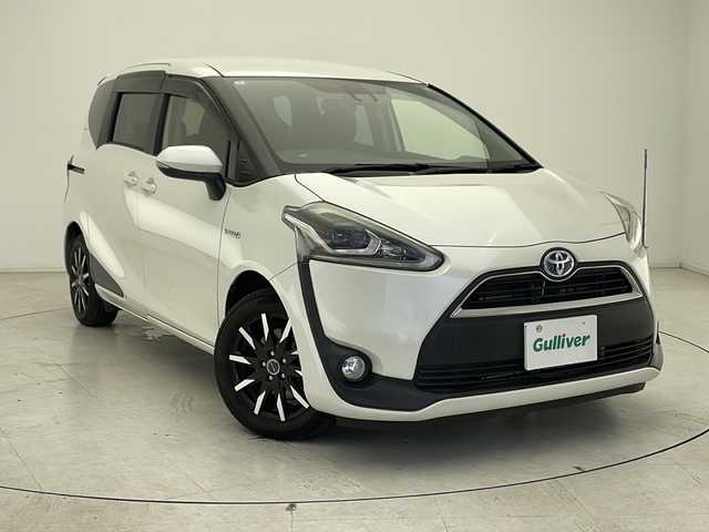 トヨタ シエンタ ハイブリッド G クエロ 千葉県 2018(平30)年 2.8万km ホワイトパールクリスタルシャイン 衝突被害軽減システム/レーンキープアシスト/純正7インチSDナビ（NSCD-W66）/　（Bluetooth/CD/AUX/ワンセグTV）/バックカメラ/純正ビルトインETC/社外ドライブレコーダー（前後）/両側パワースライドドア/社外フロアマット/3列シート/パワーステアリング/オートハイビーム/LEDヘッドライト/社外15インチアルミホイール