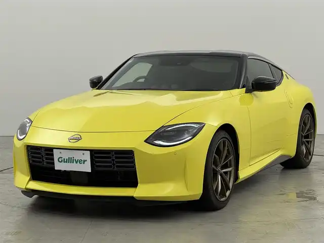 日産 フェアレディ Ｚ プロトスペック 福岡県 2022(令4)年 0.2万km 黄 ２４０台限定車　/イカズチイエロー　/ワンオーナー　/純正９型ナビ/フルセグTV　/バックカメラ　/ＢＯＳＥスピーカー　/インテリジェントクルコン　/コーナーセンサー　/エマージェンシーブレーキ　/レーンキープ　/ブラインドスポットモニター　/シートヒーター　/ビルトインETC２．０　/前後ドライブレコーダー　/専用本革スエード調ファブリックコンビシート　/レイズ製１９インチＡＷ　/４輪アルミキャリパ対向ピストンブレーキ