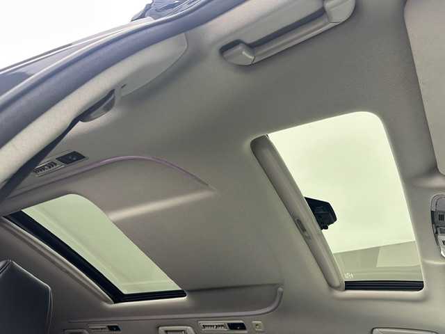 トヨタ アルファード S Cパッケージ 兵庫県 2020(令2)年 6万km ブラック 純正SDナビ(Bluetooth/FM/AM)/サンルーフ/追従型クルーズコントロール/バックカメラ/レザーシート/シートヒーター/エアシート/パワーシート/ドライブレコーダー/メモリーシート/社外12インチアルミホイール/社外フロアマット/ETC/オートライト/オートマチックハイビーム/LEDヘッドライト