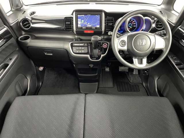 ホンダ Ｎ ＢＯＸ カスタム G Aパッケージ 茨城県 2015(平27)年 6.7万km プレミアムゴールドパープルパール 【(株)IDOMが運営する【じしゃロン水戸店】の自社ローン対象車両になります。こちらは現金ご利用時の価格です。自社ローンご希望の方は別途その旨お申付け下さい。】/ホンダセンシング/・衝突被害軽減ブレーキ/・誤発進抑制装置/社外7インチメモリーナビ/・型番：AVIC-RZ07/・フルセグTV/BT/SD/CD/DVD/FM/AM/・バックカメラ/・ETC/・前方ドライブレコーダー/片側パワースライドドア/ステアリングリモコン/ベンチシート/・チップアップシート/プッシュスタート/・スマートキー/HIDヘッドライト/・フォグランプ/・オートライト/純正フロアマット/純正14インチAW/電動格納ミラー/・ウィンカーミラー