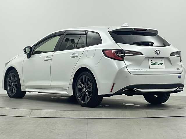 トヨタ カローラツーリング ハイブリッド ダブルバイビー 大阪府 2022(令4)年 3.7万km プラチナホワイトパールマイカ 純正ディスプレイオーディオナビ/・フルセグTV/・Bluetooth/・FM/AM/・CD/DVD/トヨタセーフティセンス/・プリクラッシュセーフティー/・レーンディパーチャーアラート/・パーキングサポートブレーキ/・前後コーナーセンサー/・レーダークルーズコントロール/・オートマチックハイビーム/バックカメラ/ハーフレザーシート/オートホールド/LEDヘッドライト/スマートキー/スペアキー/ビルトインETC