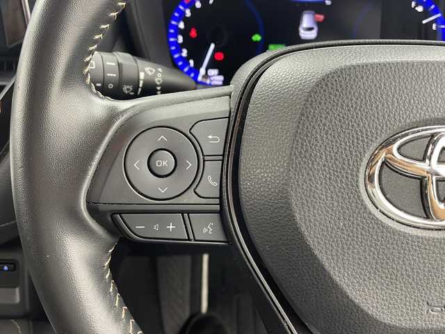 トヨタ カローラツーリング ハイブリッド ダブルバイビー 大阪府 2022(令4)年 3.7万km プラチナホワイトパールマイカ 純正ディスプレイオーディオナビ/・フルセグTV/・Bluetooth/・FM/AM/・CD/DVD/トヨタセーフティセンス/・プリクラッシュセーフティー/・レーンディパーチャーアラート/・パーキングサポートブレーキ/・前後コーナーセンサー/・レーダークルーズコントロール/・オートマチックハイビーム/バックカメラ/ハーフレザーシート/オートホールド/LEDヘッドライト/スマートキー/スペアキー/ビルトインETC