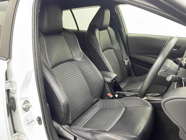 トヨタ カローラツーリング ハイブリッド ダブルバイビー 大阪府 2022(令4)年 3.7万km プラチナホワイトパールマイカ 純正ディスプレイオーディオナビ/・フルセグTV/・Bluetooth/・FM/AM/・CD/DVD/トヨタセーフティセンス/・プリクラッシュセーフティー/・レーンディパーチャーアラート/・パーキングサポートブレーキ/・前後コーナーセンサー/・レーダークルーズコントロール/・オートマチックハイビーム/バックカメラ/ハーフレザーシート/オートホールド/LEDヘッドライト/スマートキー/スペアキー/ビルトインETC