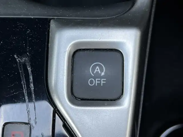 ホンダ フィット 13G Fパッケージ 道央・札幌 2016(平28)年 8.2万km ブリリアントスポーティブルーメタリック2トーン ４WD/寒冷地仕様/純正オーディオ/AM/FM/CD/AUX/衝突被害軽減ブレーキ/横滑り防止装置/アイドリングストップ/ECON/ワイパーデアイサー/プッシュスタート/スマートキー/ハロゲンヘッドライト/ヘッドライトレベライザー/電動格納ミラー/ヒーテッドドアミラー/ウィンカーミラー/社外フロアマット/スペアキー