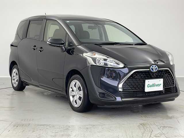 トヨタ シエンタ ハイブリッド ファンベースG セーフティED 茨城県 2021(令3)年 2.5万km ブラックマイカ 純正ナビ　パノラミックビューモニター　衝突軽減ブレーキ　両側電動スライドドア　クルーズコントロール　ＬＥＤライト　シートヒーター　ステアリングヒーター　コーナーセンサー　スマートキー　ＥＴＣ　禁煙車