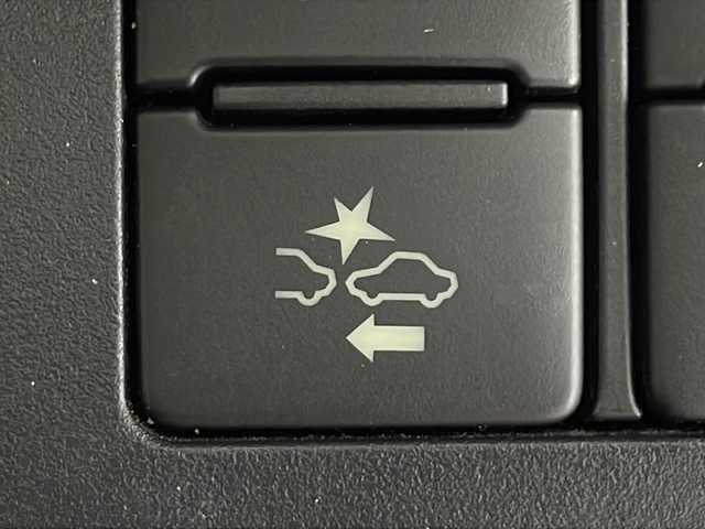 トヨタ シエンタ ハイブリッド ファンベースG セーフティED 茨城県 2021(令3)年 2.5万km ブラックマイカ 純正ナビ　パノラミックビューモニター　衝突軽減ブレーキ　両側電動スライドドア　クルーズコントロール　ＬＥＤライト　シートヒーター　ステアリングヒーター　コーナーセンサー　スマートキー　ＥＴＣ　禁煙車