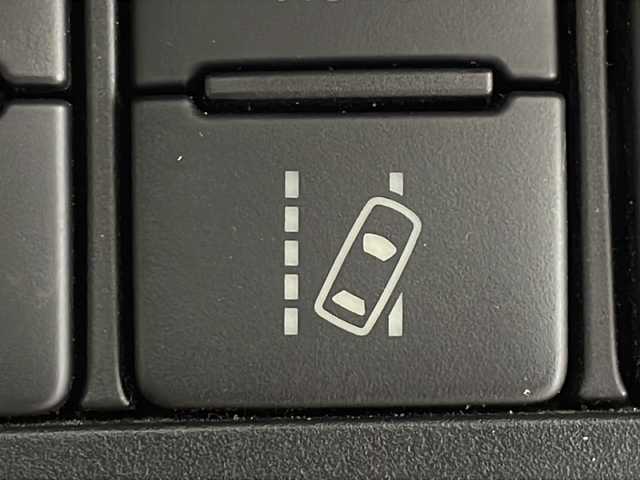 トヨタ シエンタ ハイブリッド ファンベースG セーフティED 茨城県 2021(令3)年 2.5万km ブラックマイカ 純正ナビ　パノラミックビューモニター　衝突軽減ブレーキ　両側電動スライドドア　クルーズコントロール　ＬＥＤライト　シートヒーター　ステアリングヒーター　コーナーセンサー　スマートキー　ＥＴＣ　禁煙車