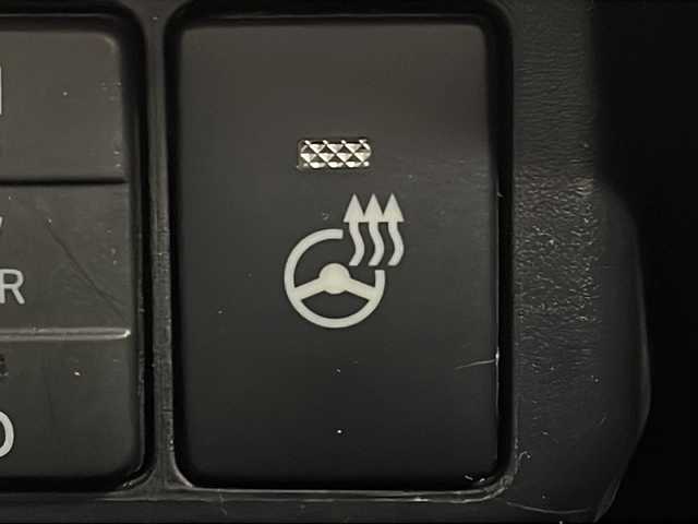 トヨタ シエンタ ハイブリッド ファンベースG セーフティED 茨城県 2021(令3)年 2.5万km ブラックマイカ 純正ナビ　パノラミックビューモニター　衝突軽減ブレーキ　両側電動スライドドア　クルーズコントロール　ＬＥＤライト　シートヒーター　ステアリングヒーター　コーナーセンサー　スマートキー　ＥＴＣ　禁煙車